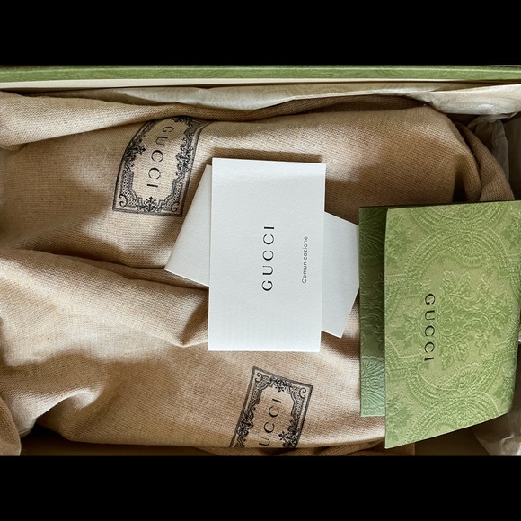 Size 40 (10) Pink Gucci Sandals - Picture 2 of 4